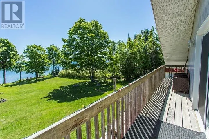 2750 Canoe Point RD|St. Joseph Township
