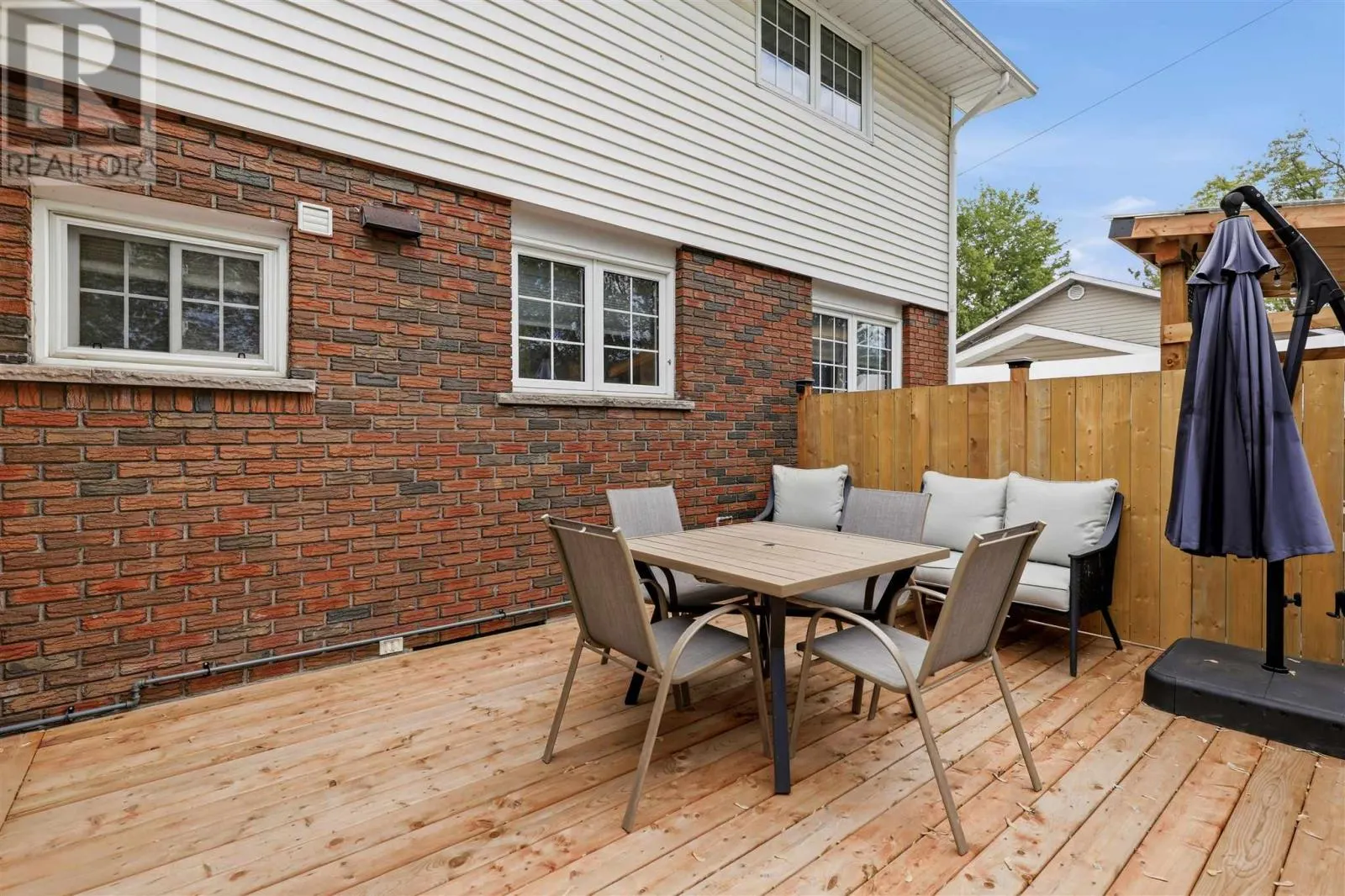 309 Whitney AVE