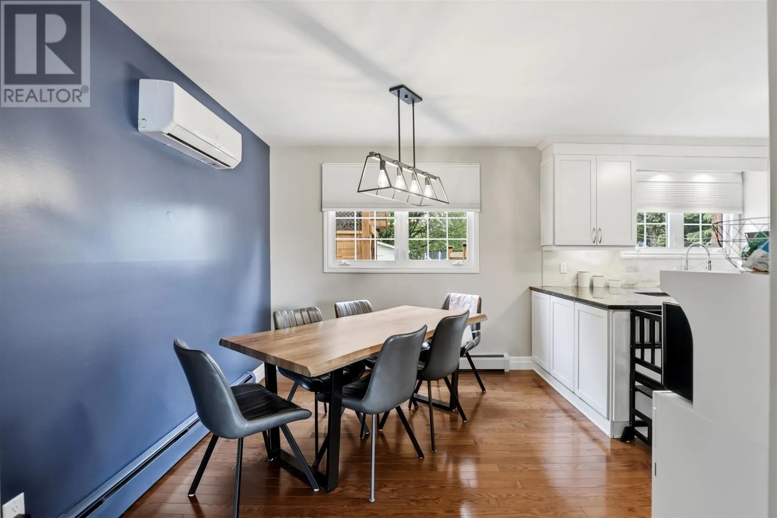 309 Whitney AVE