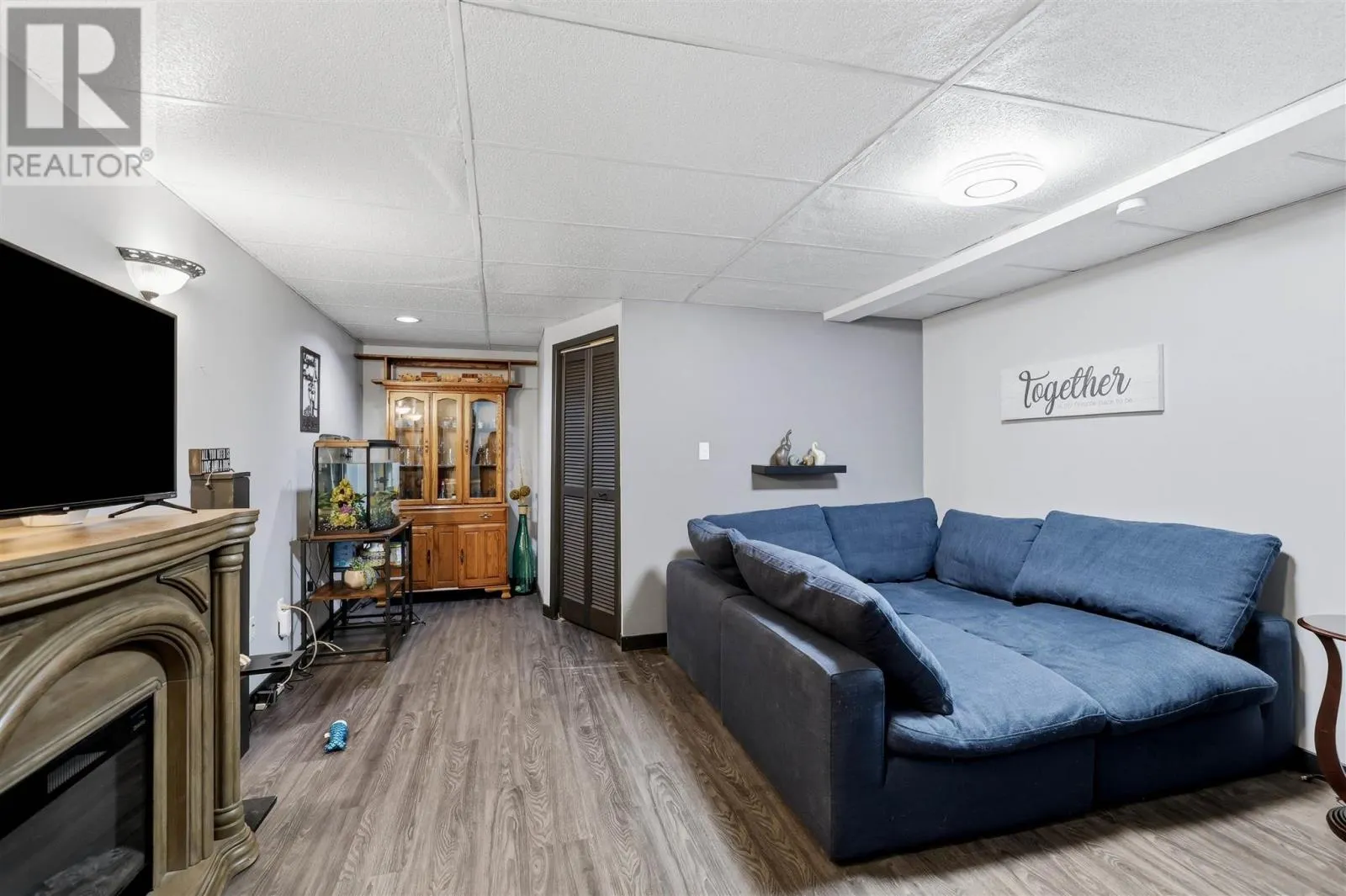 309 Whitney AVE