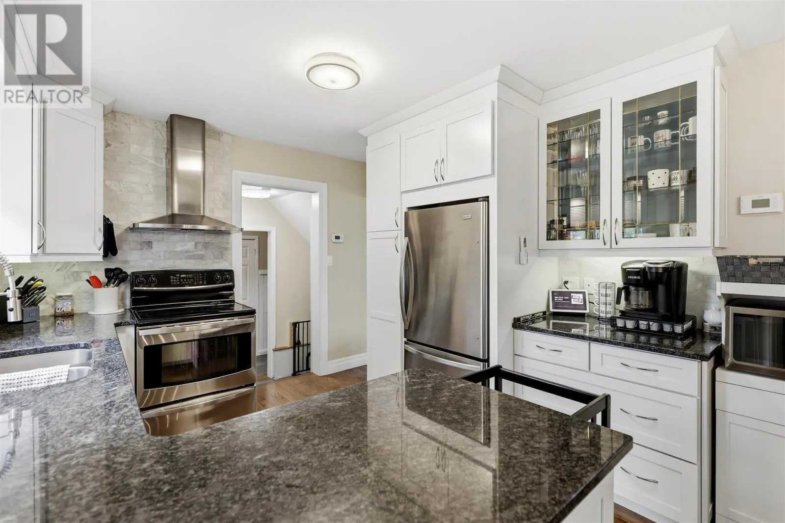 309 Whitney AVE