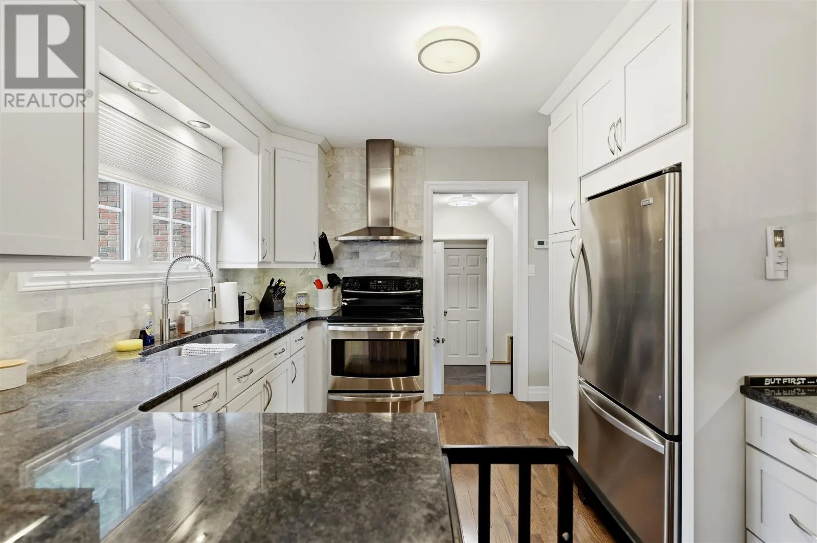 309 Whitney AVE