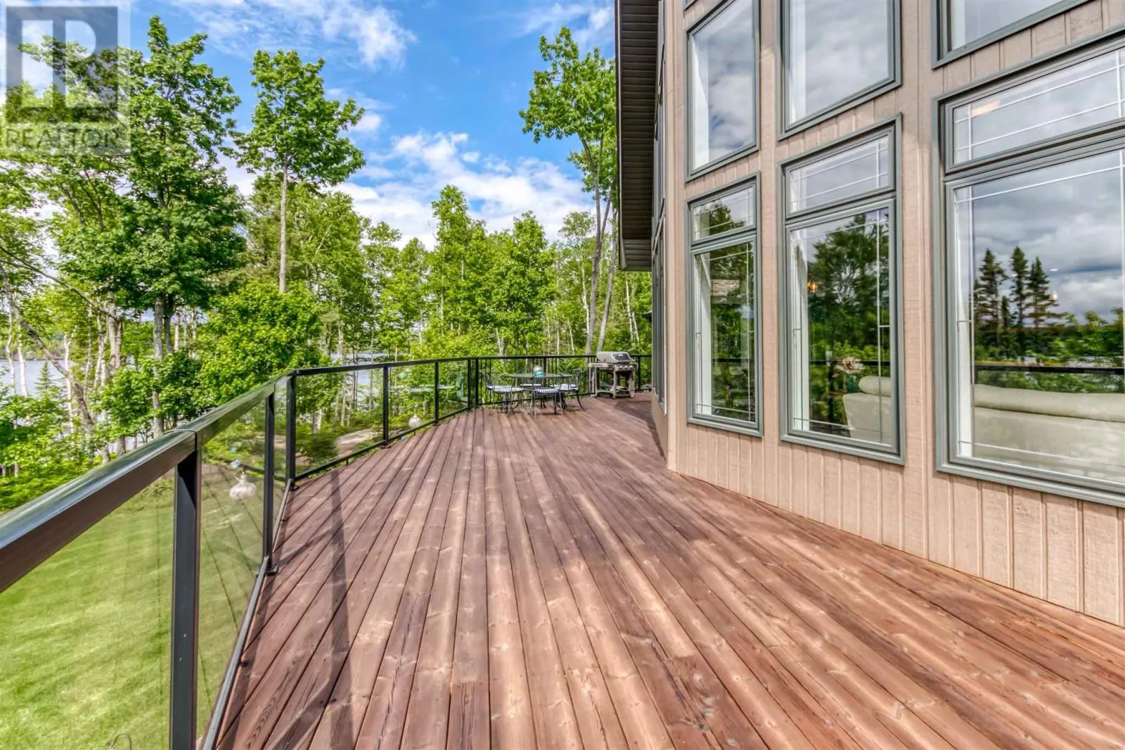 1314 Dunlop Shores RD