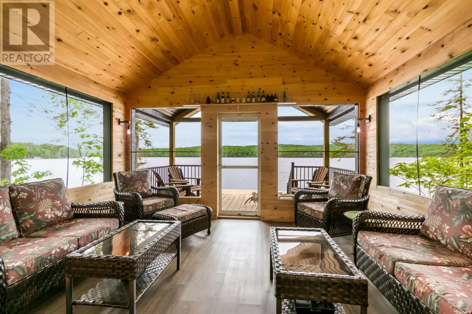 1314 Dunlop Shores RD