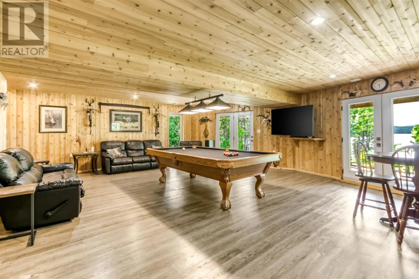 1314 Dunlop Shores RD