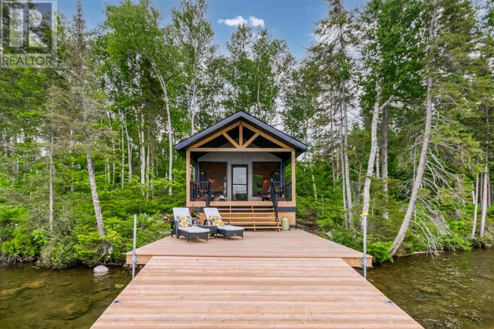1314 Dunlop Shores RD