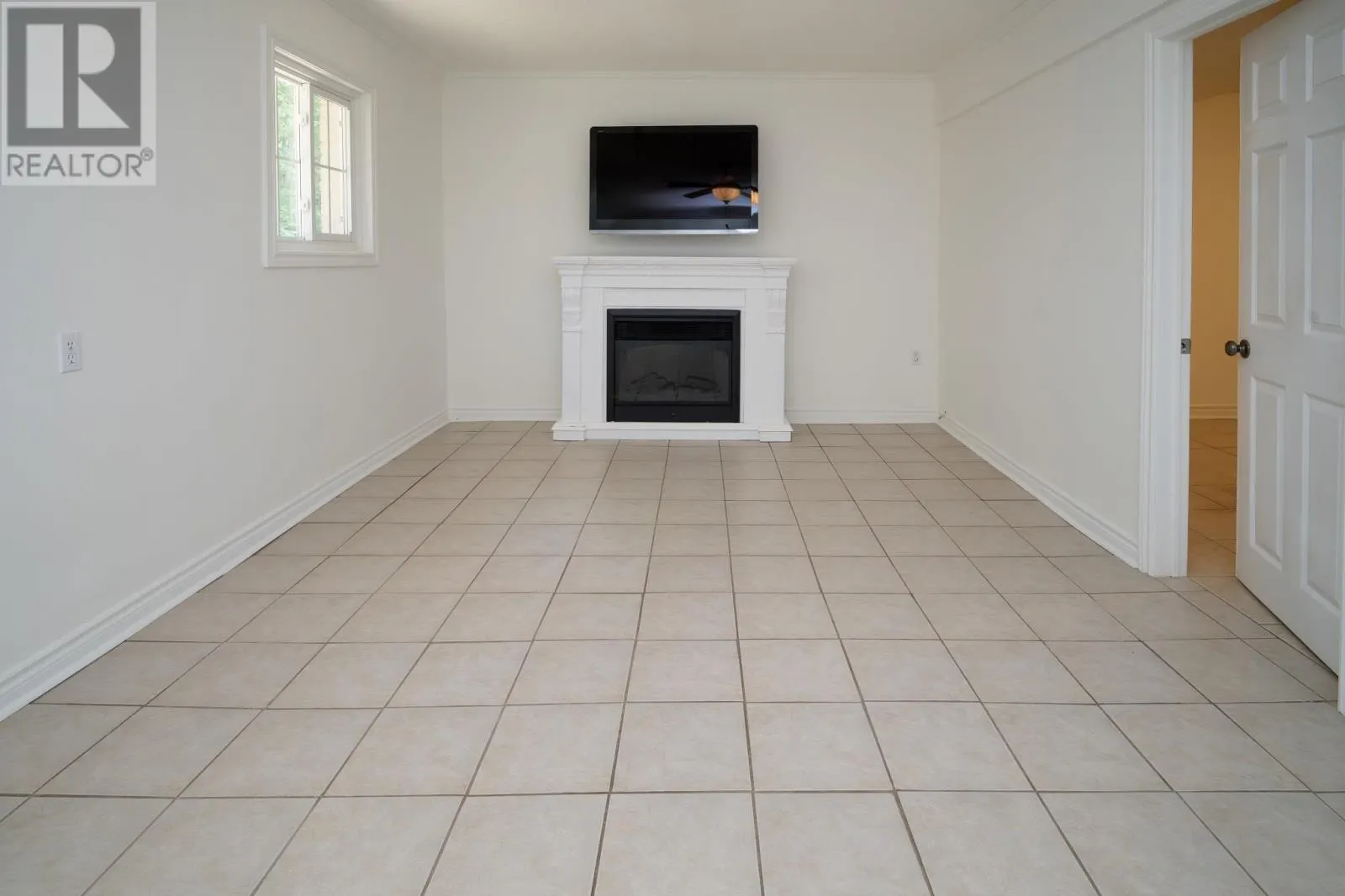 193A Grant RD