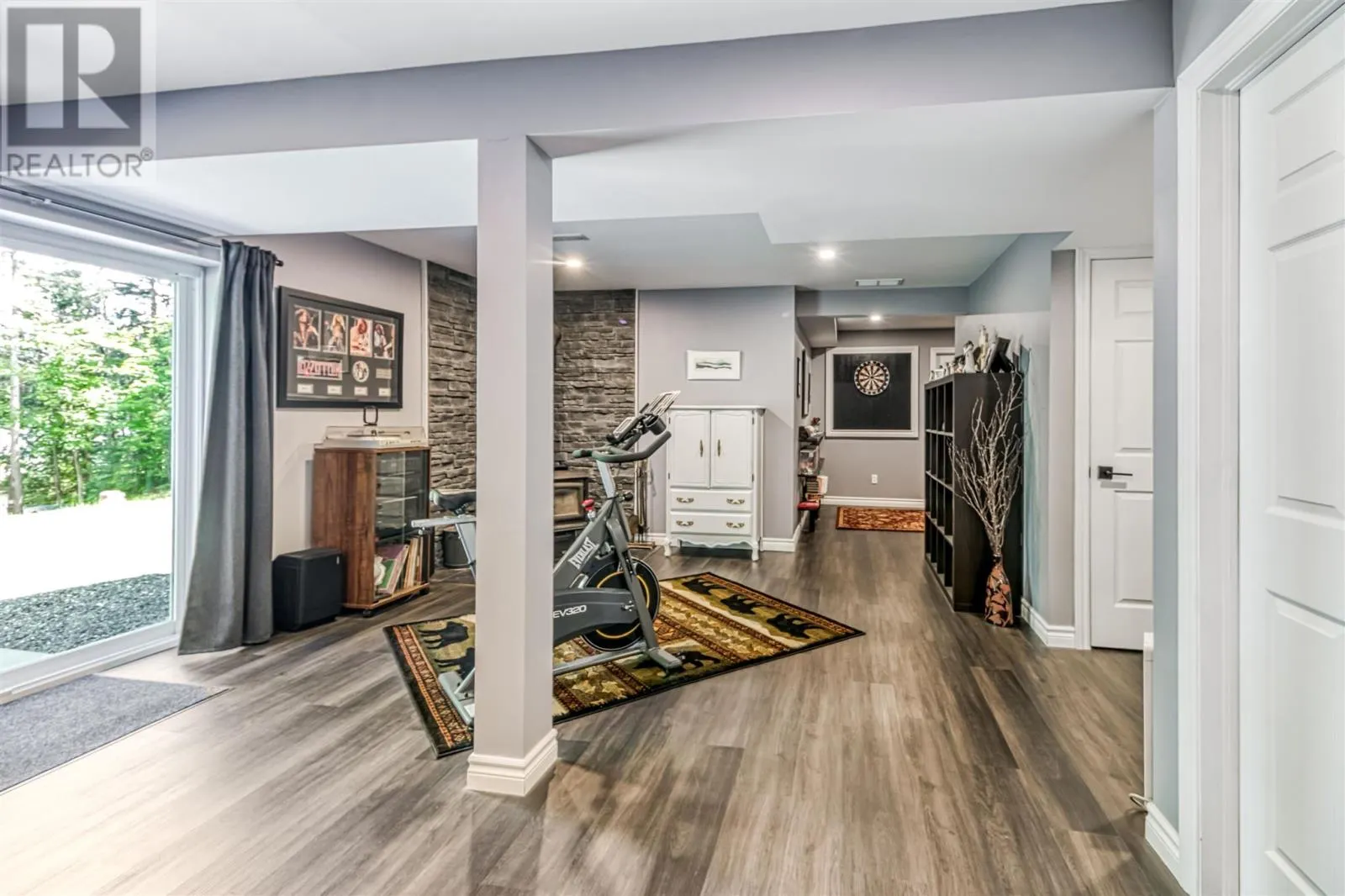 6 Quirke LN