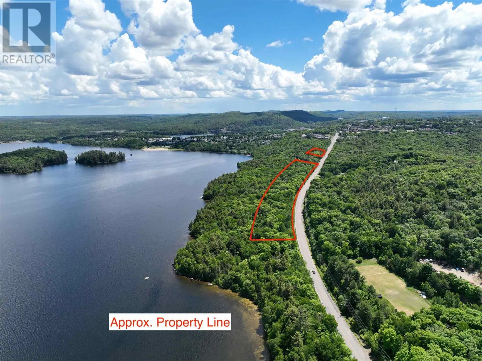 Spine RD|Plan 1M587 Lot Township of Gunterman