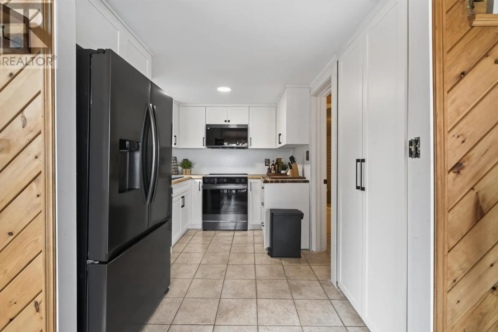 133 Cressey RD