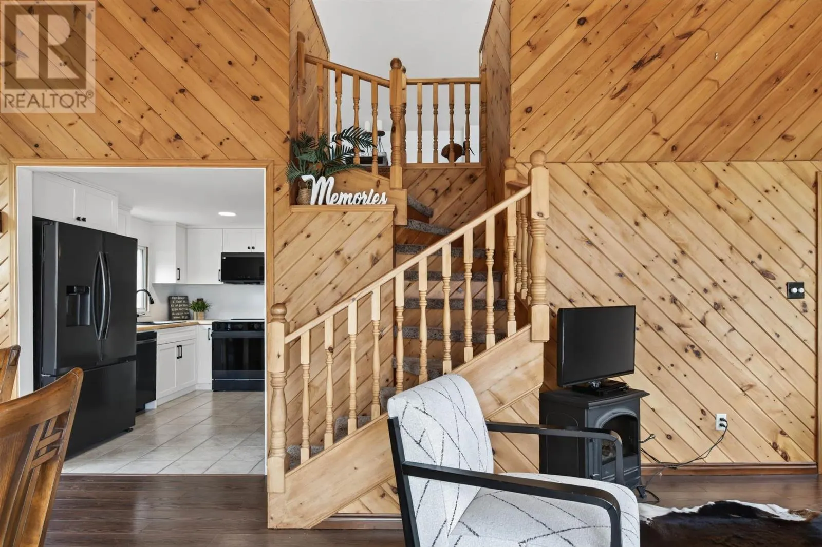 133 Cressey RD