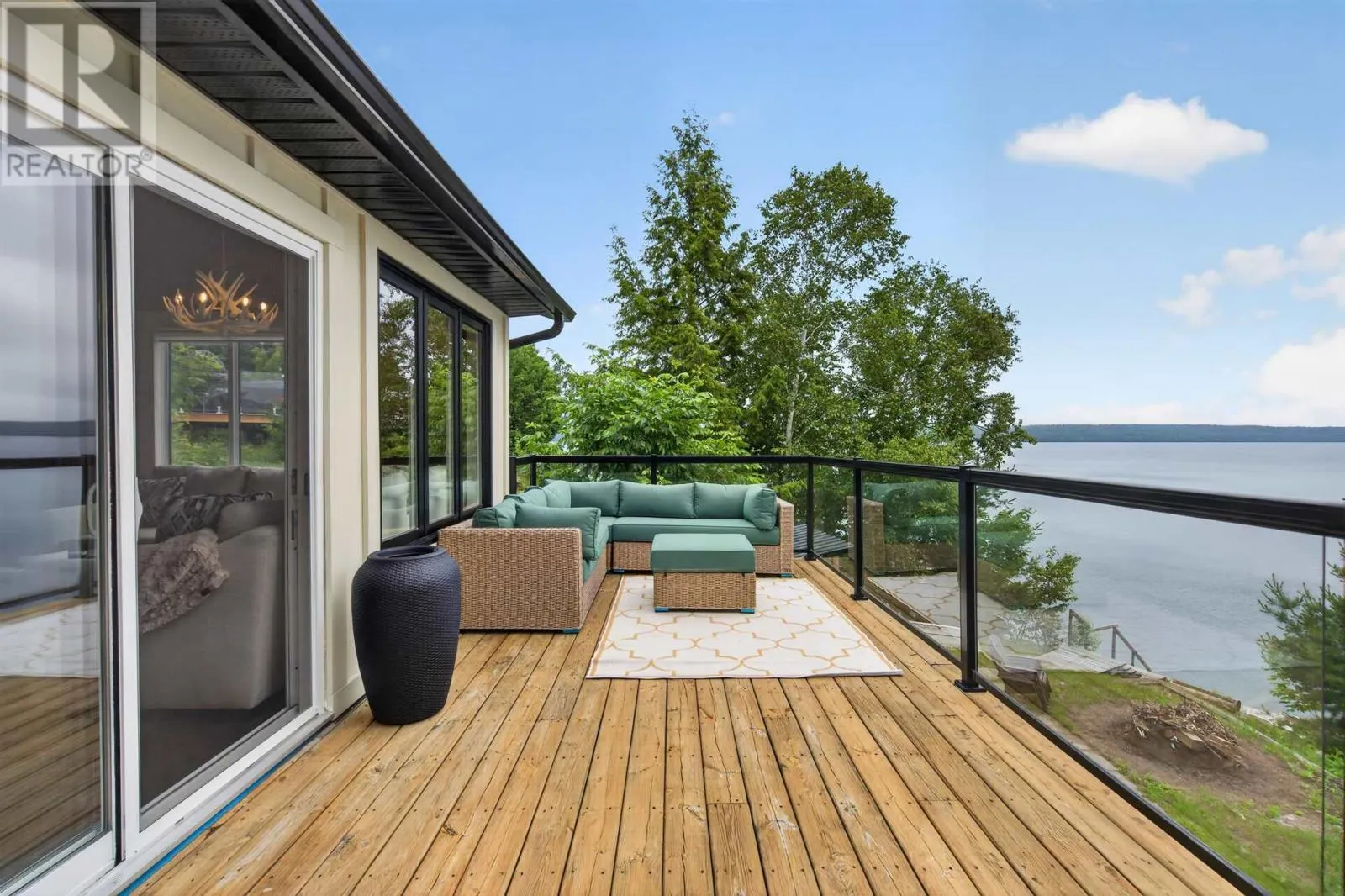 133 Cressey RD