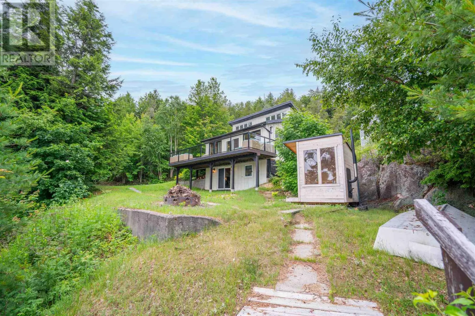 133 Cressey RD