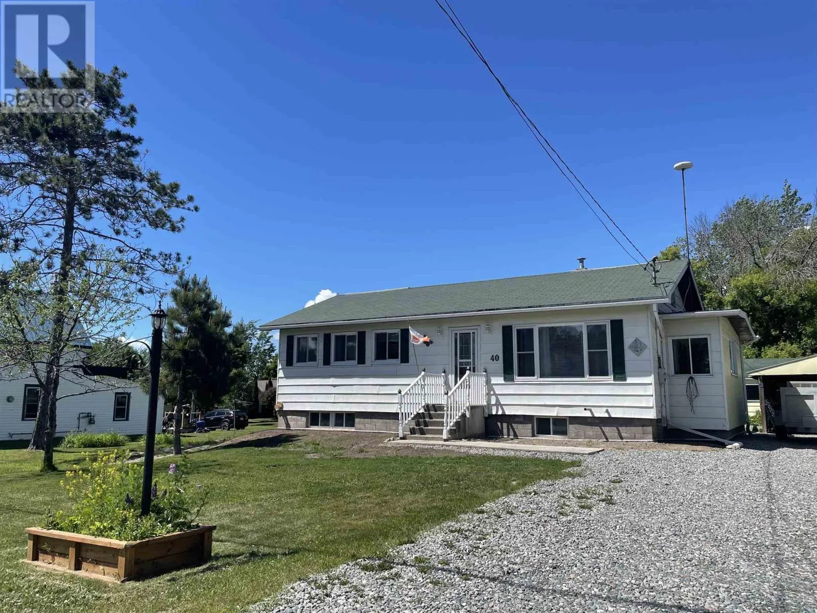40 Frances ST