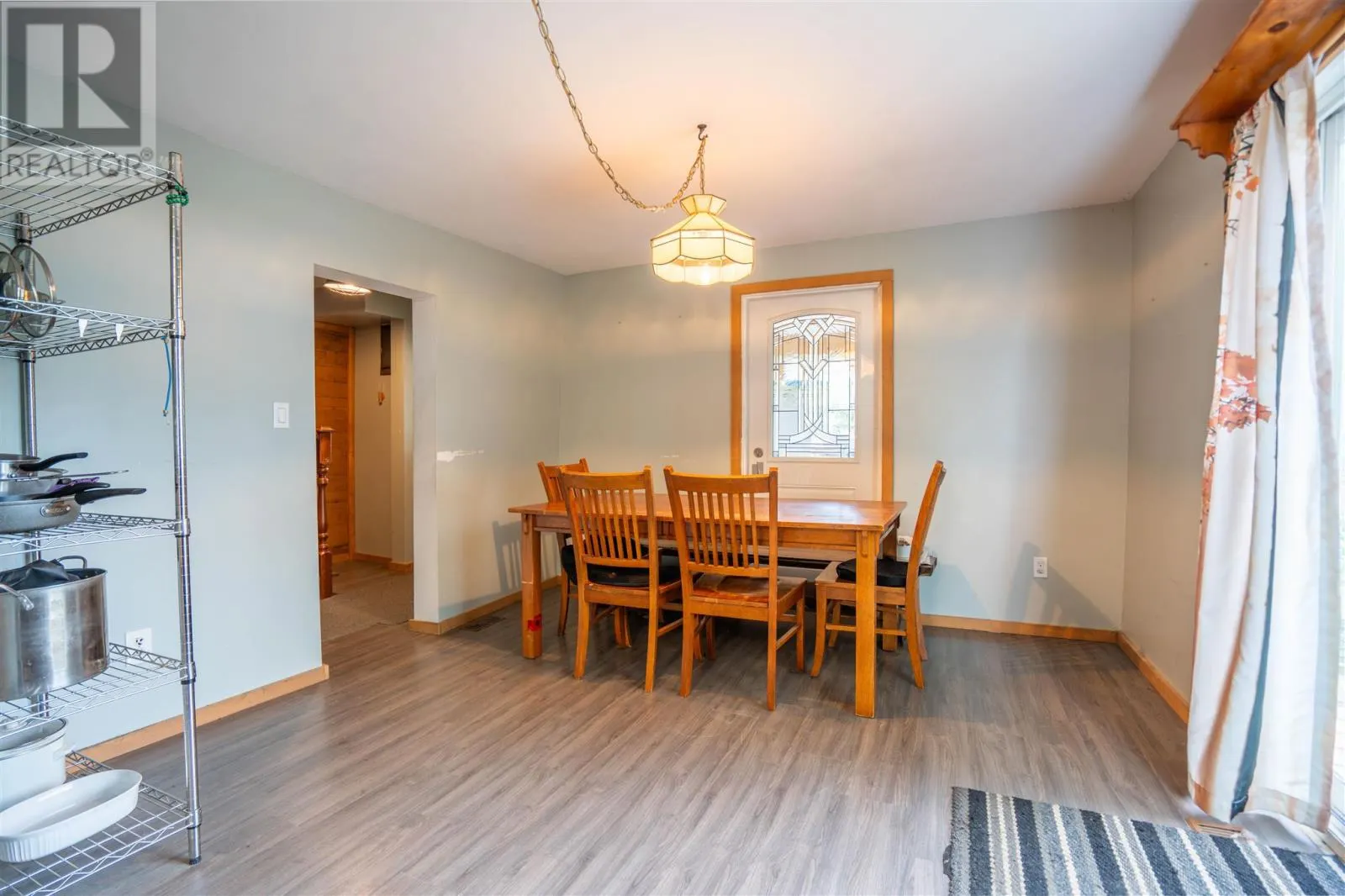 833 Highway 552 E