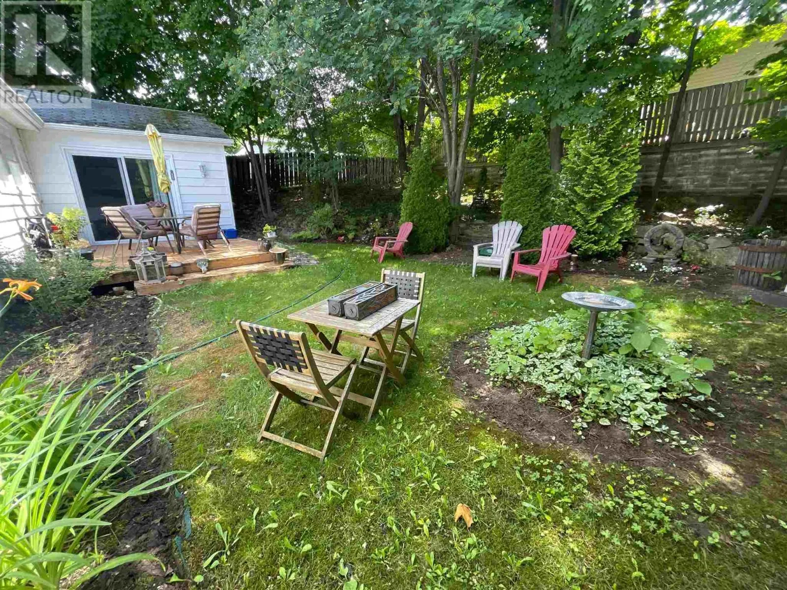 73 Hutchison AVE