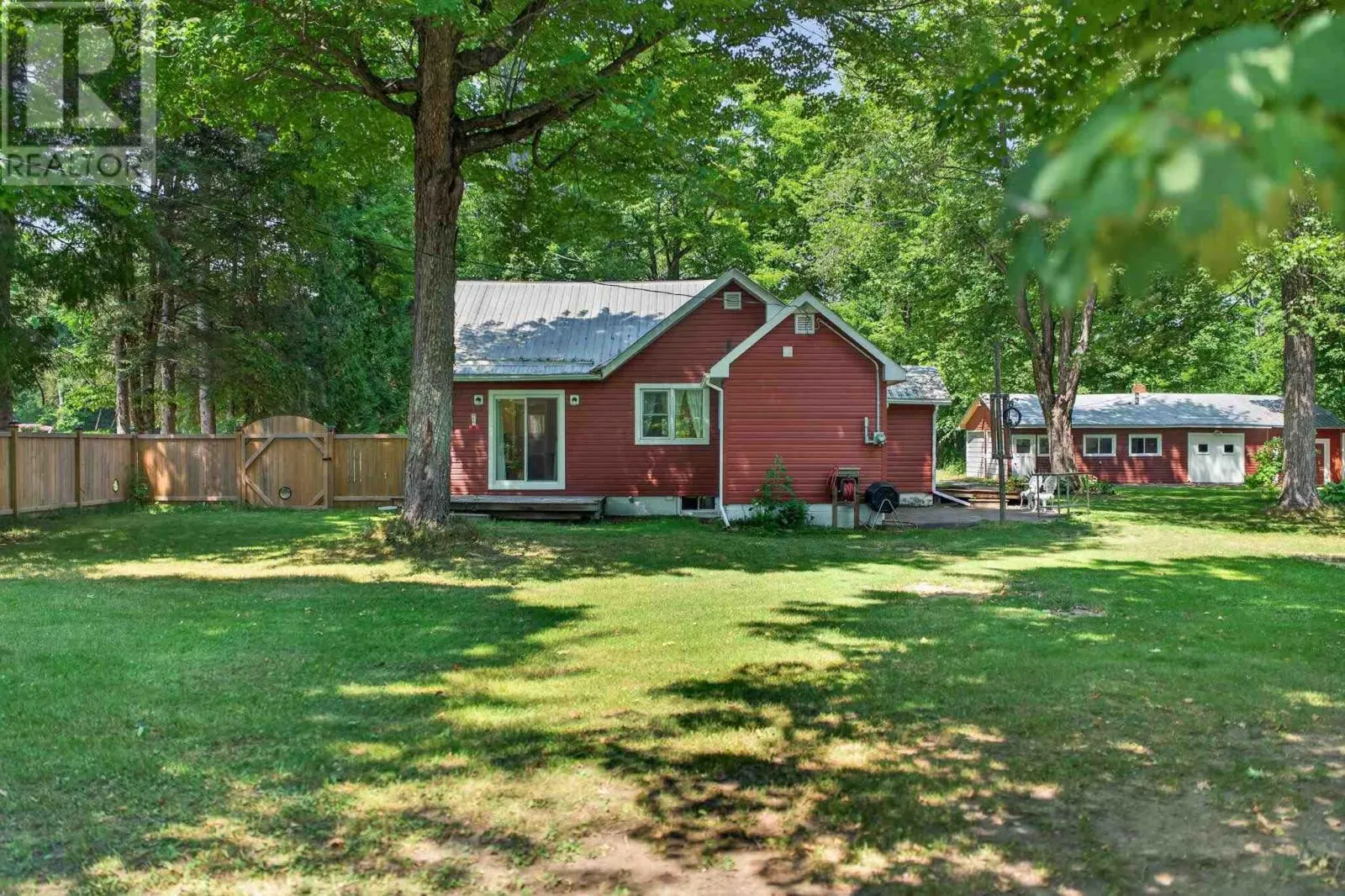 30 Rooley LN