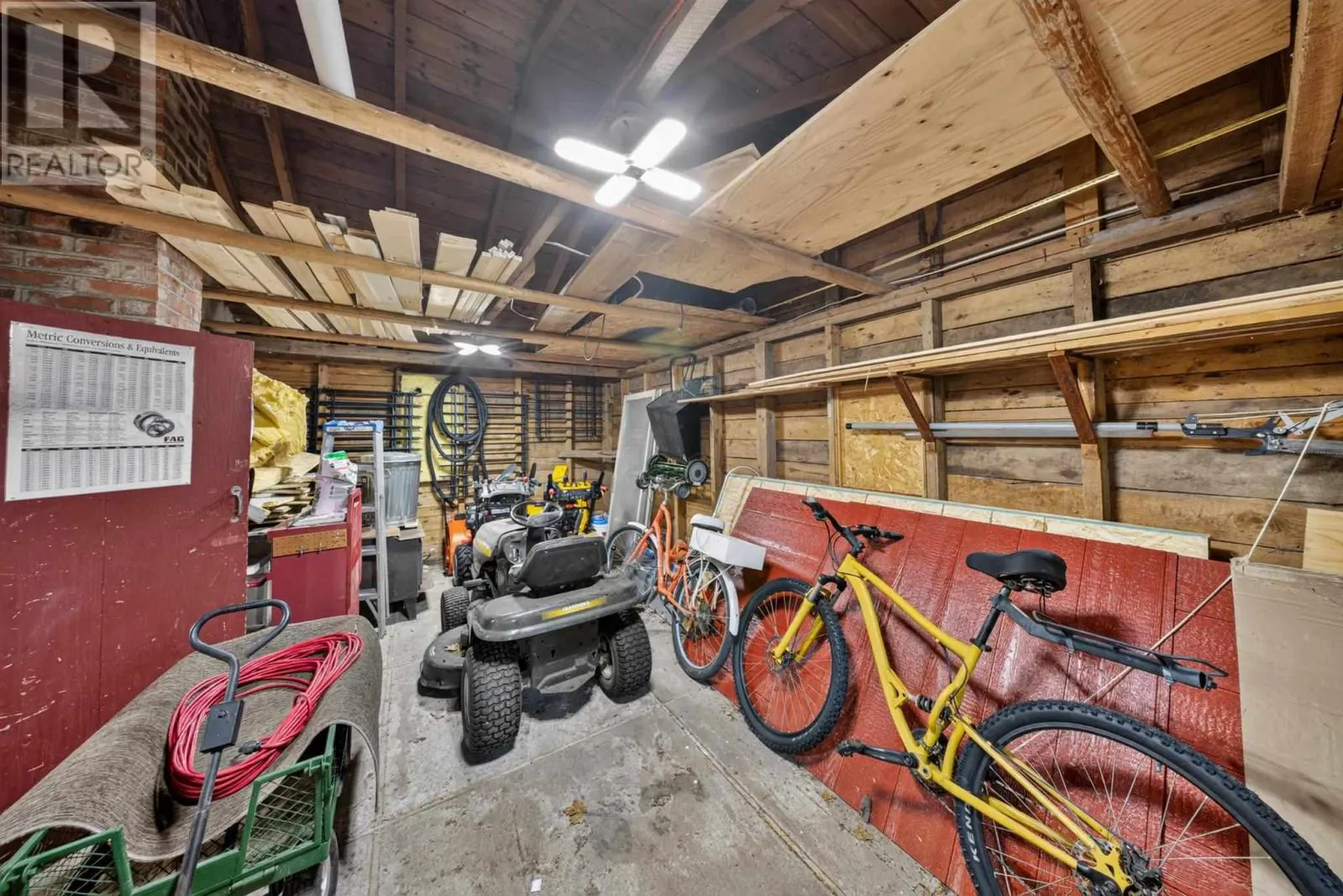 30 Rooley LN