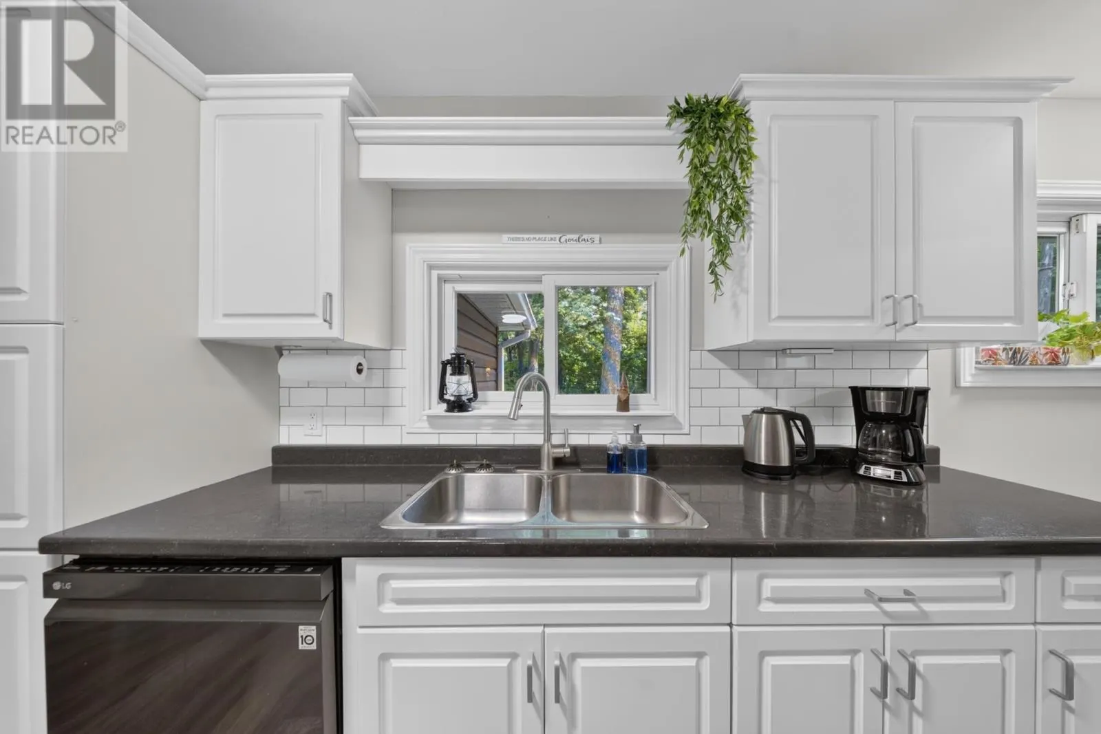 30 Rooley LN