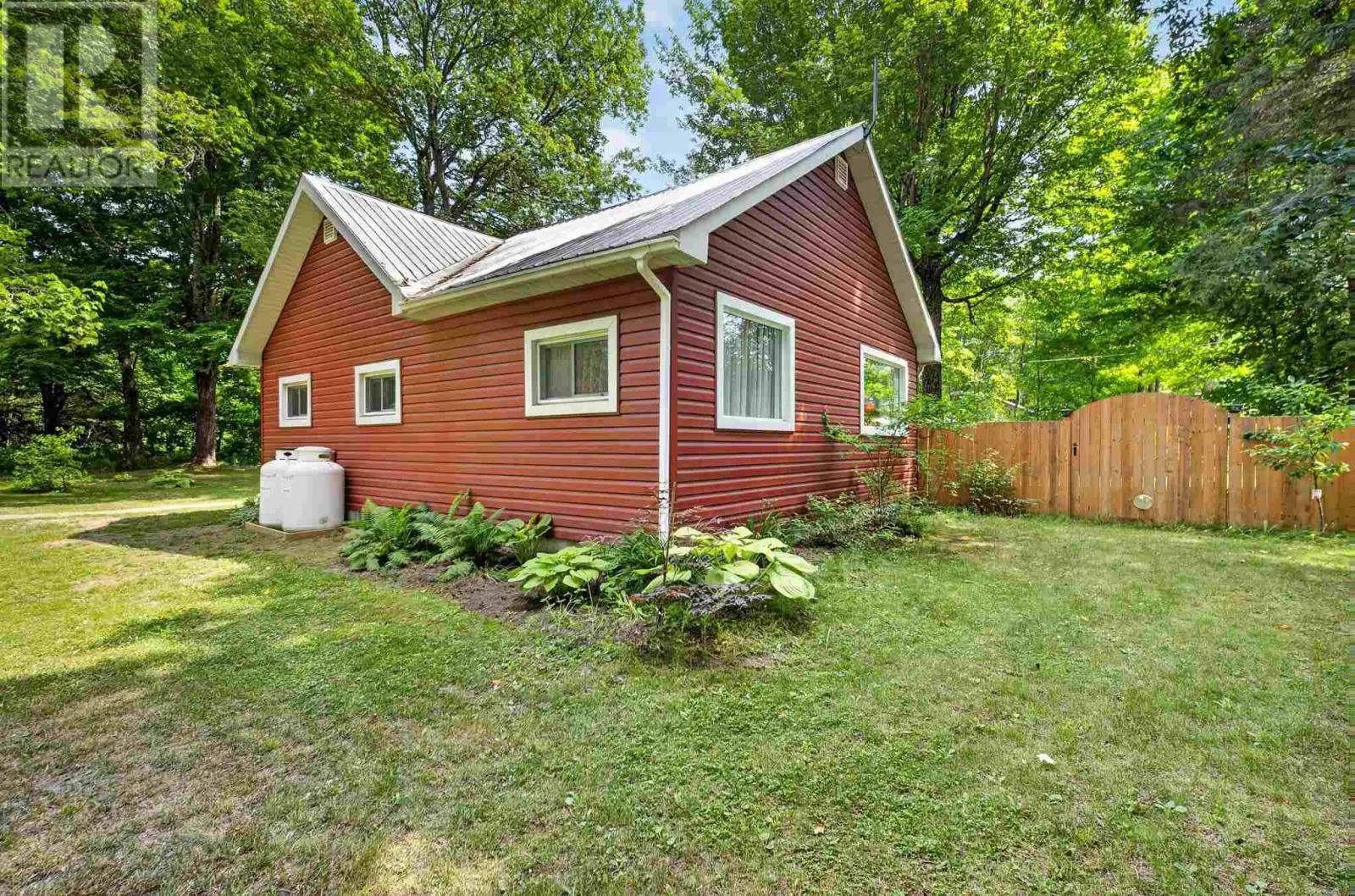 30 Rooley LN