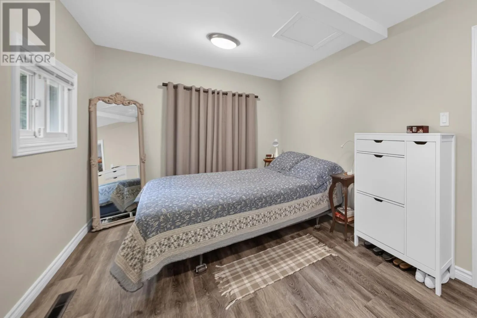30 Rooley LN