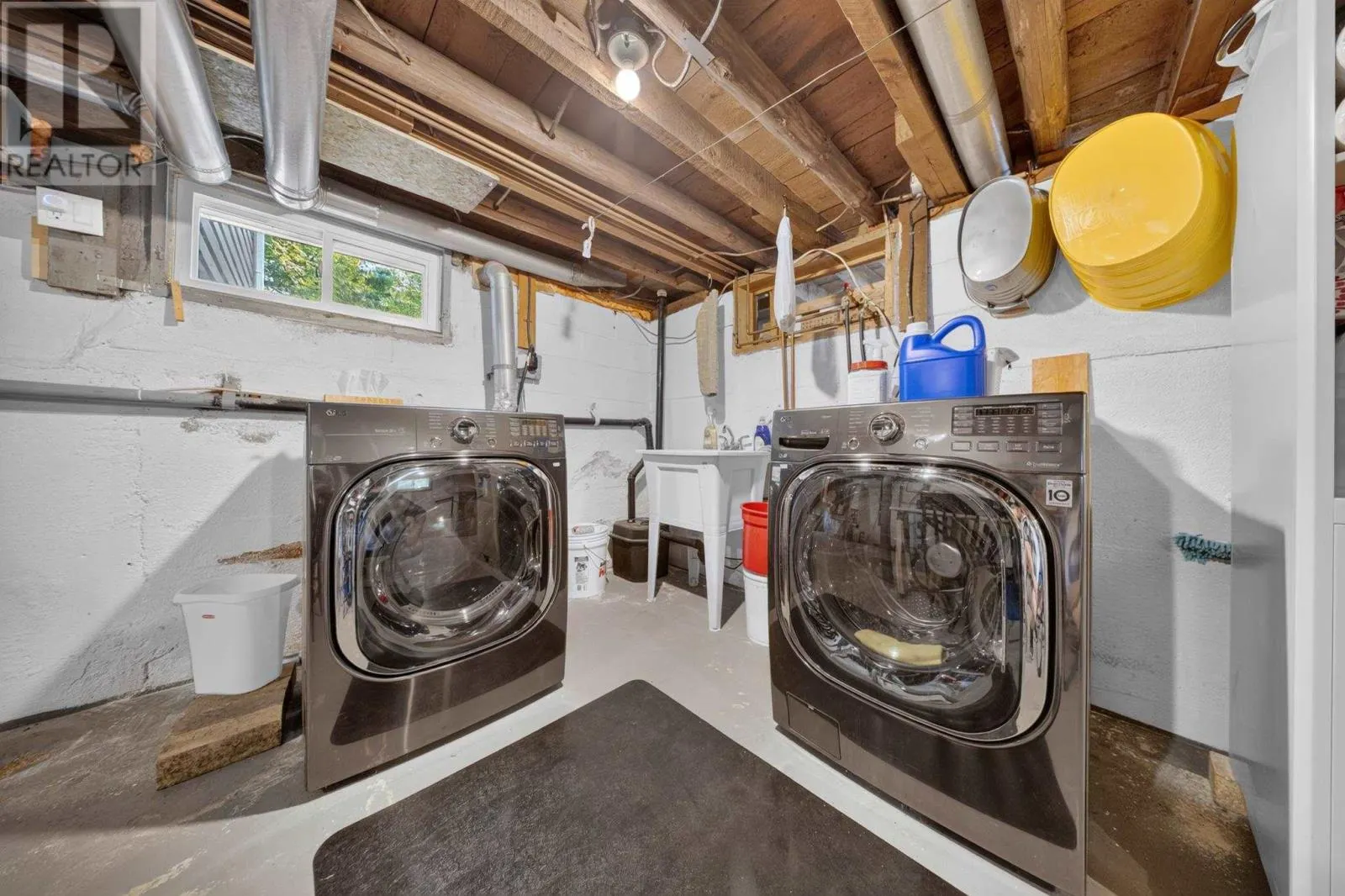 30 Rooley LN