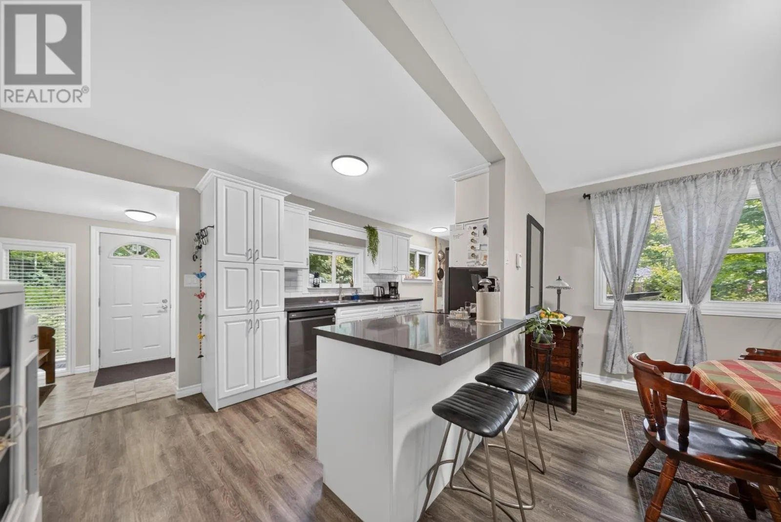 30 Rooley LN