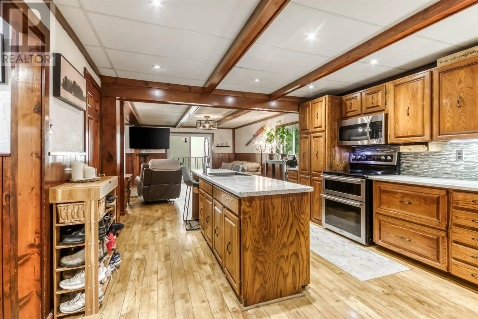 169 SOUTH BAY RD
