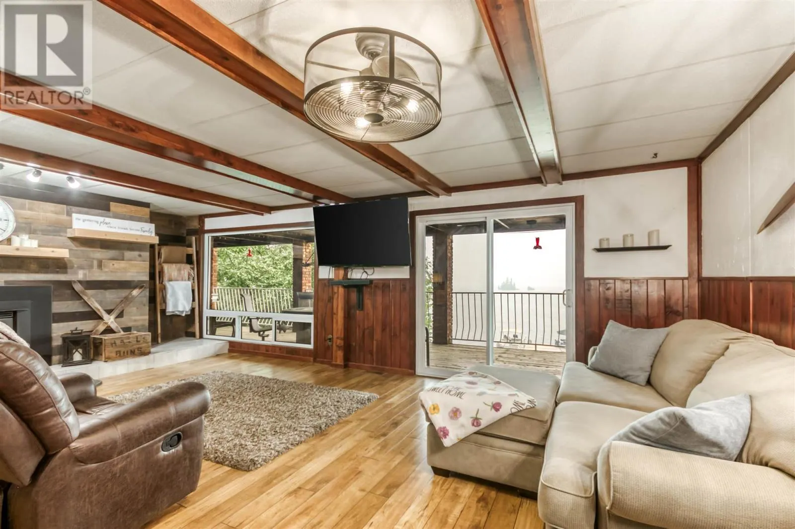 169 SOUTH BAY RD