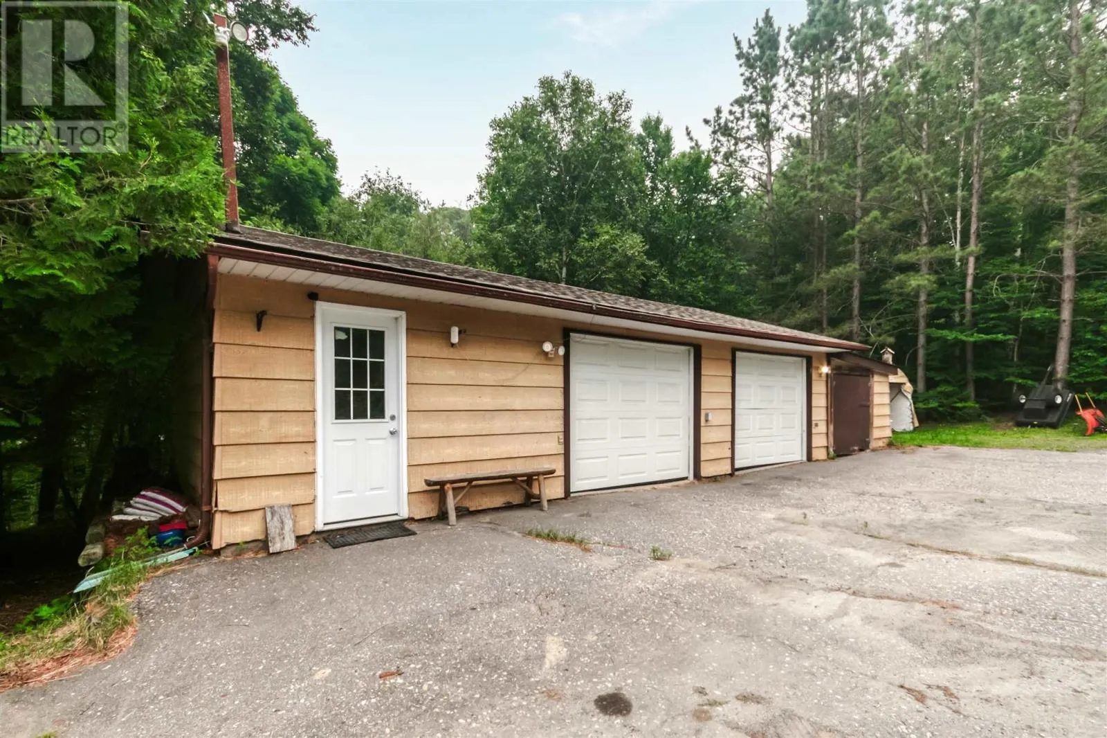169 SOUTH BAY RD