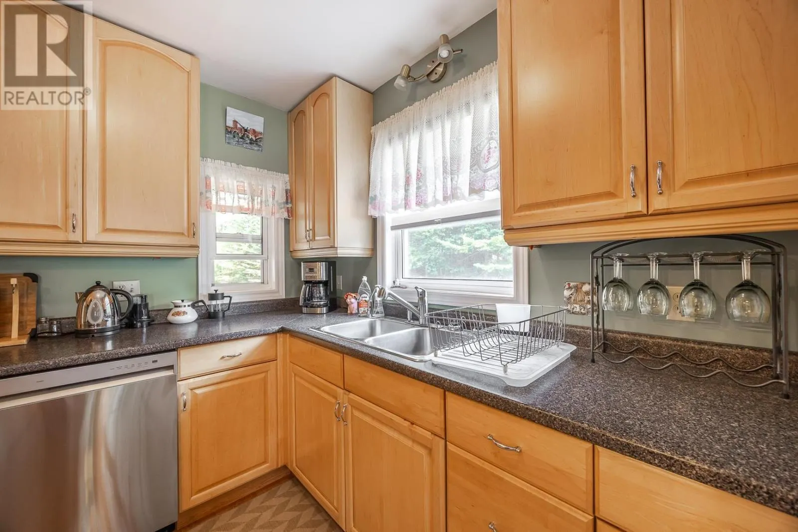 2114 Four Seasons DR