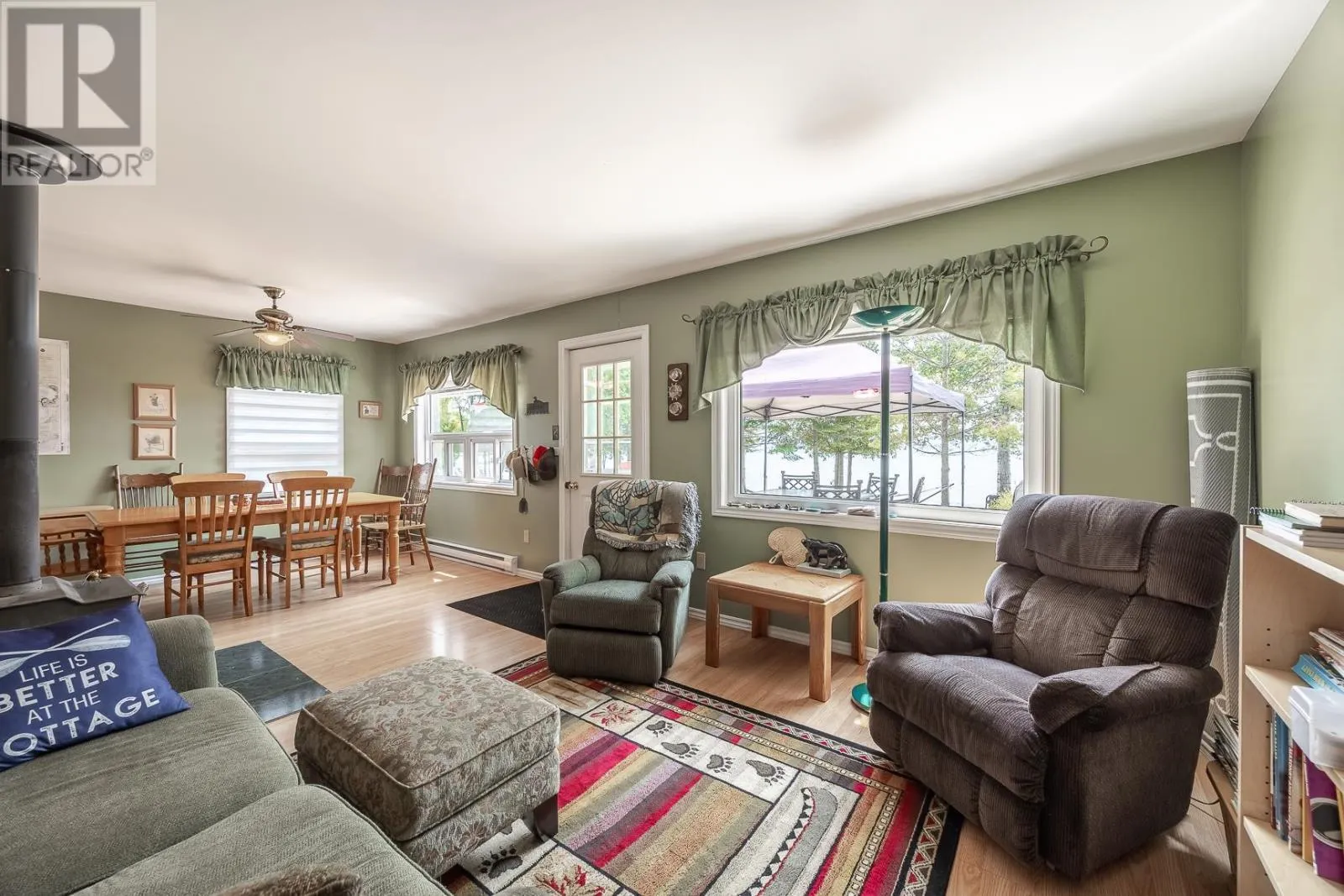 2114 Four Seasons DR