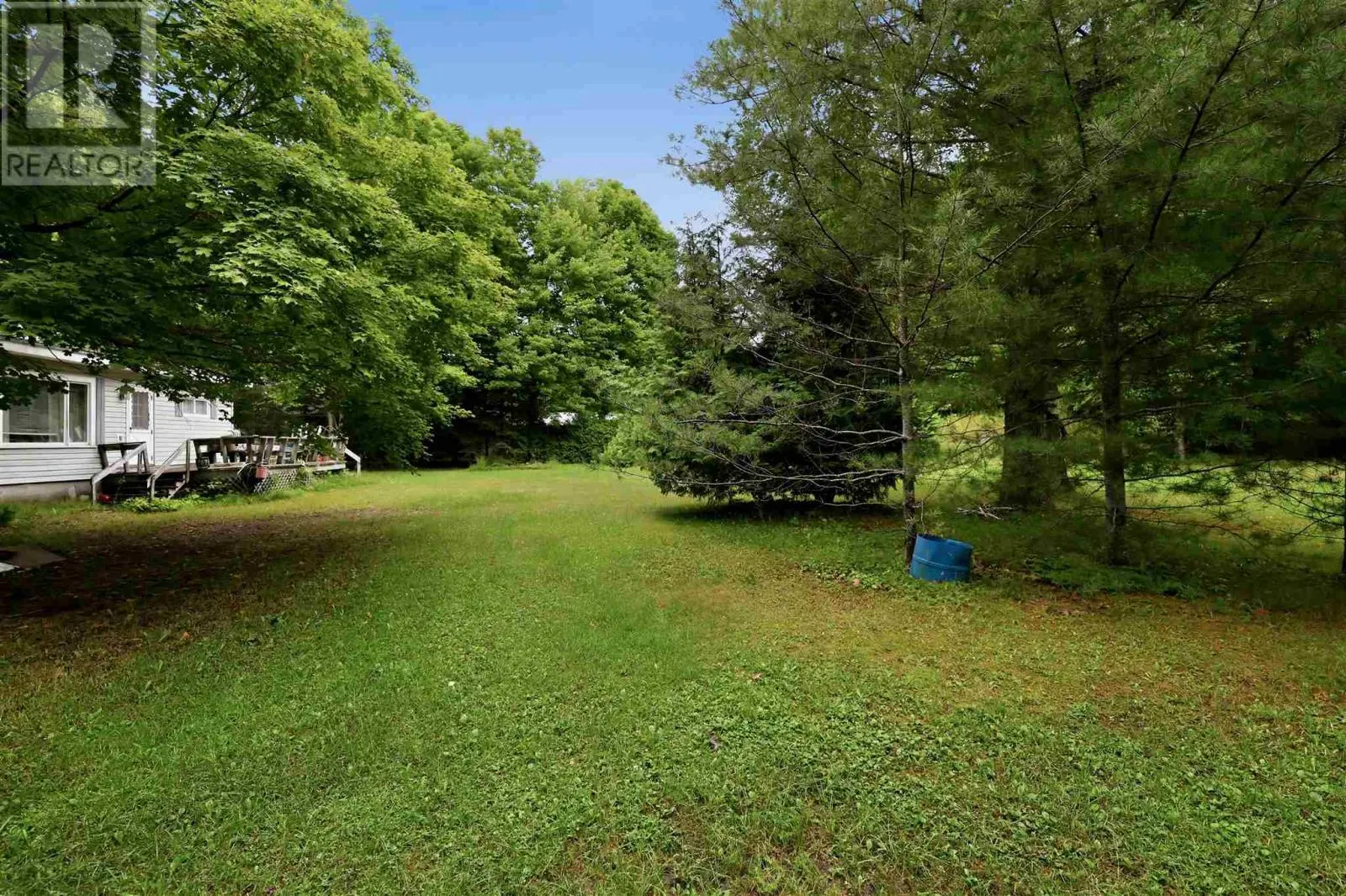 264 Whispering Pines DR