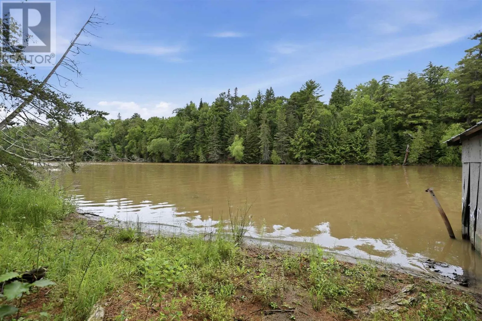 264 Whispering Pines DR