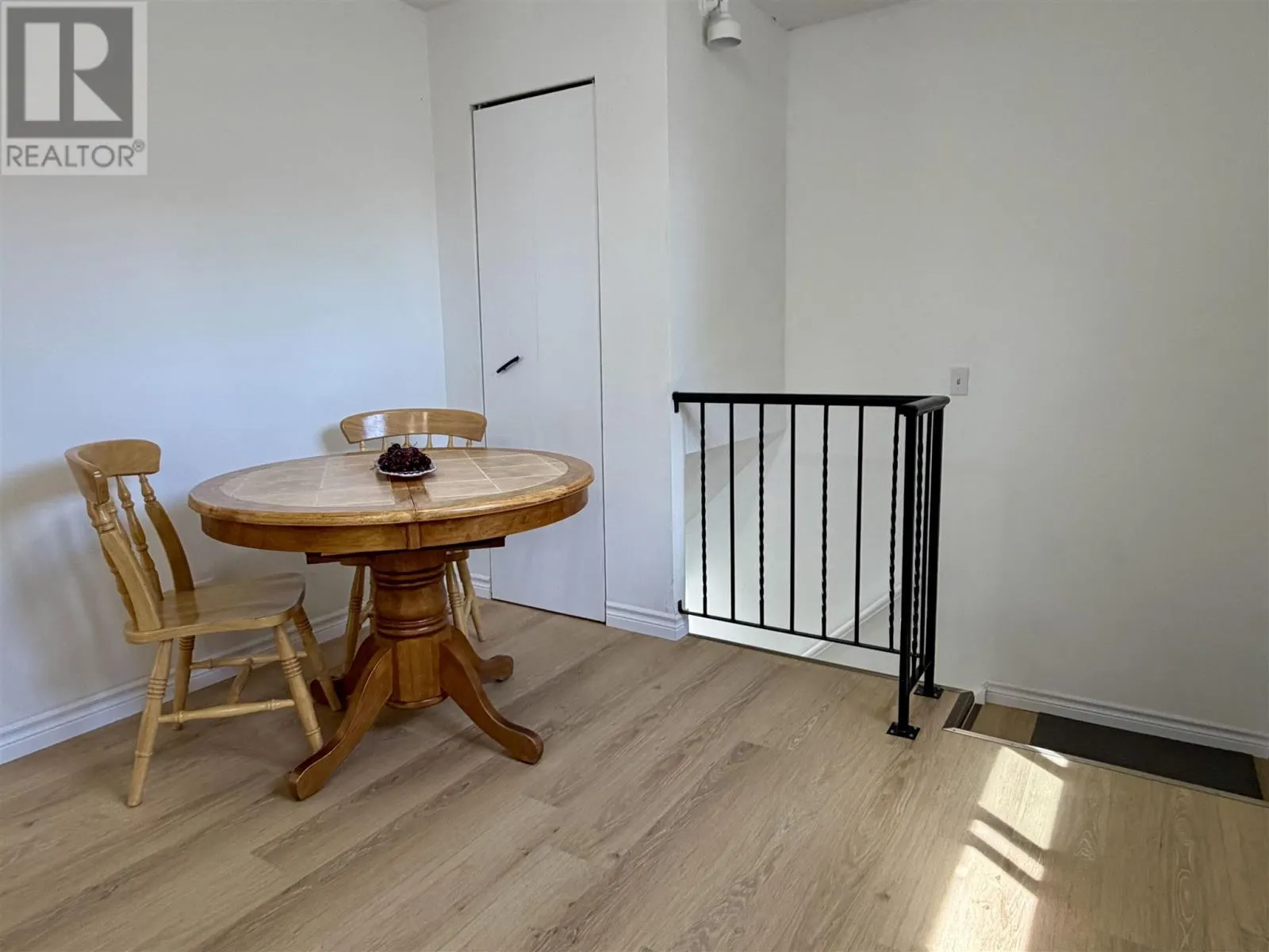 136 Frobel DR