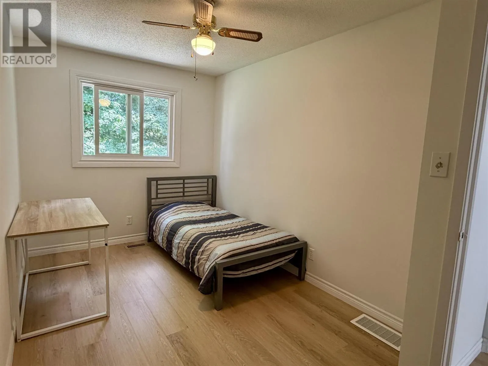 136 Frobel DR