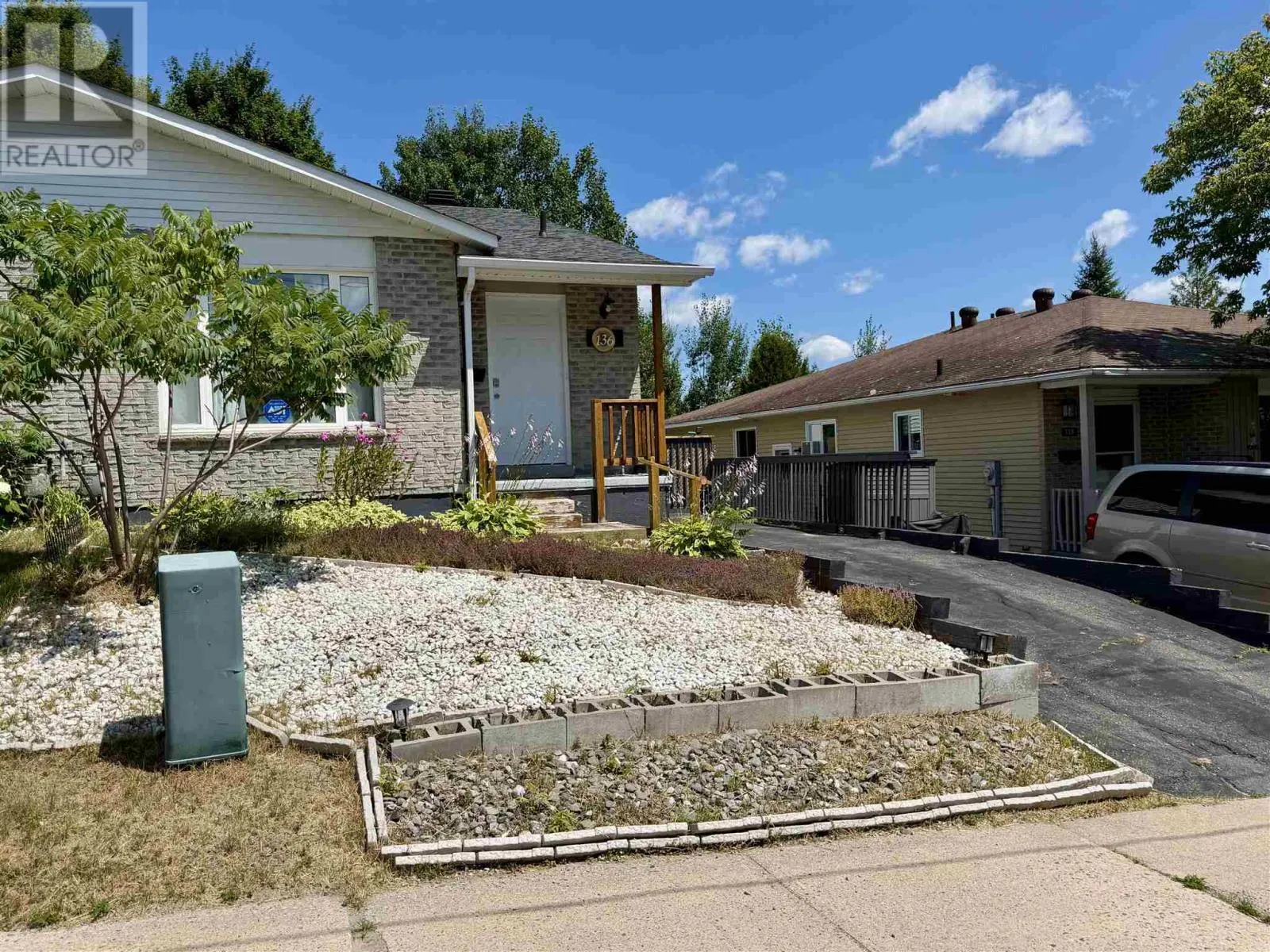136 Frobel DR