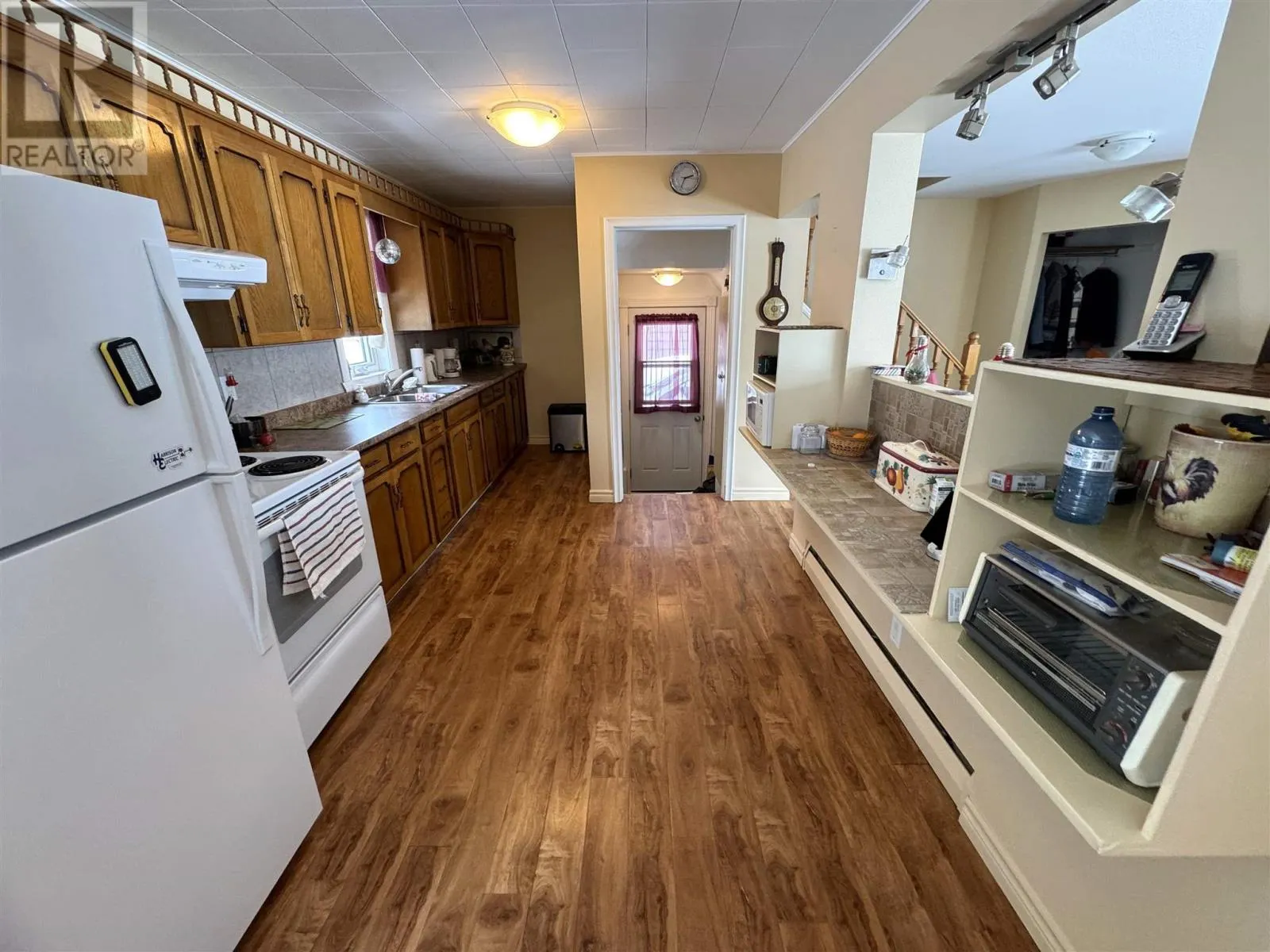 70 Roman AVE
