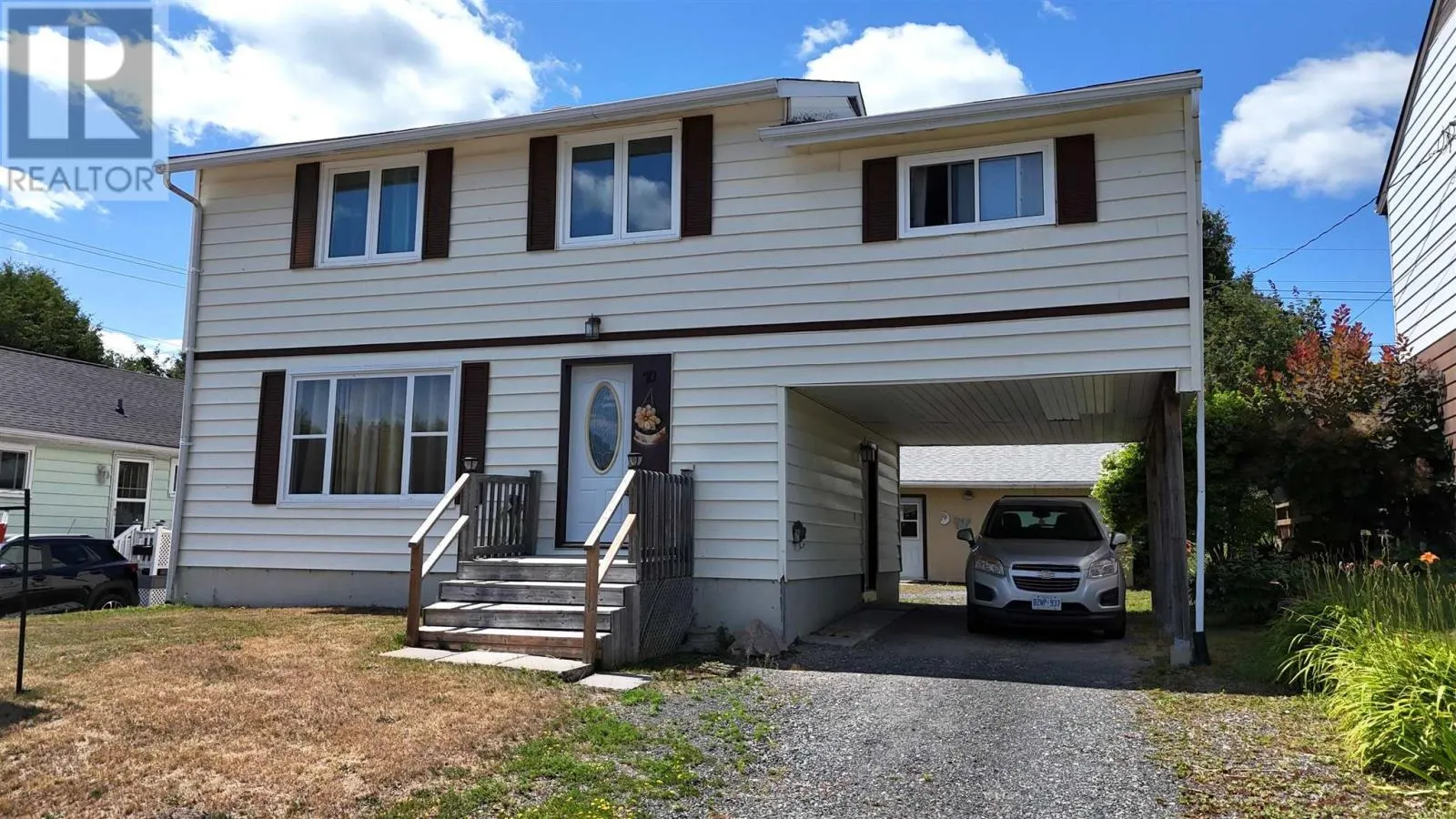 70 Roman AVE