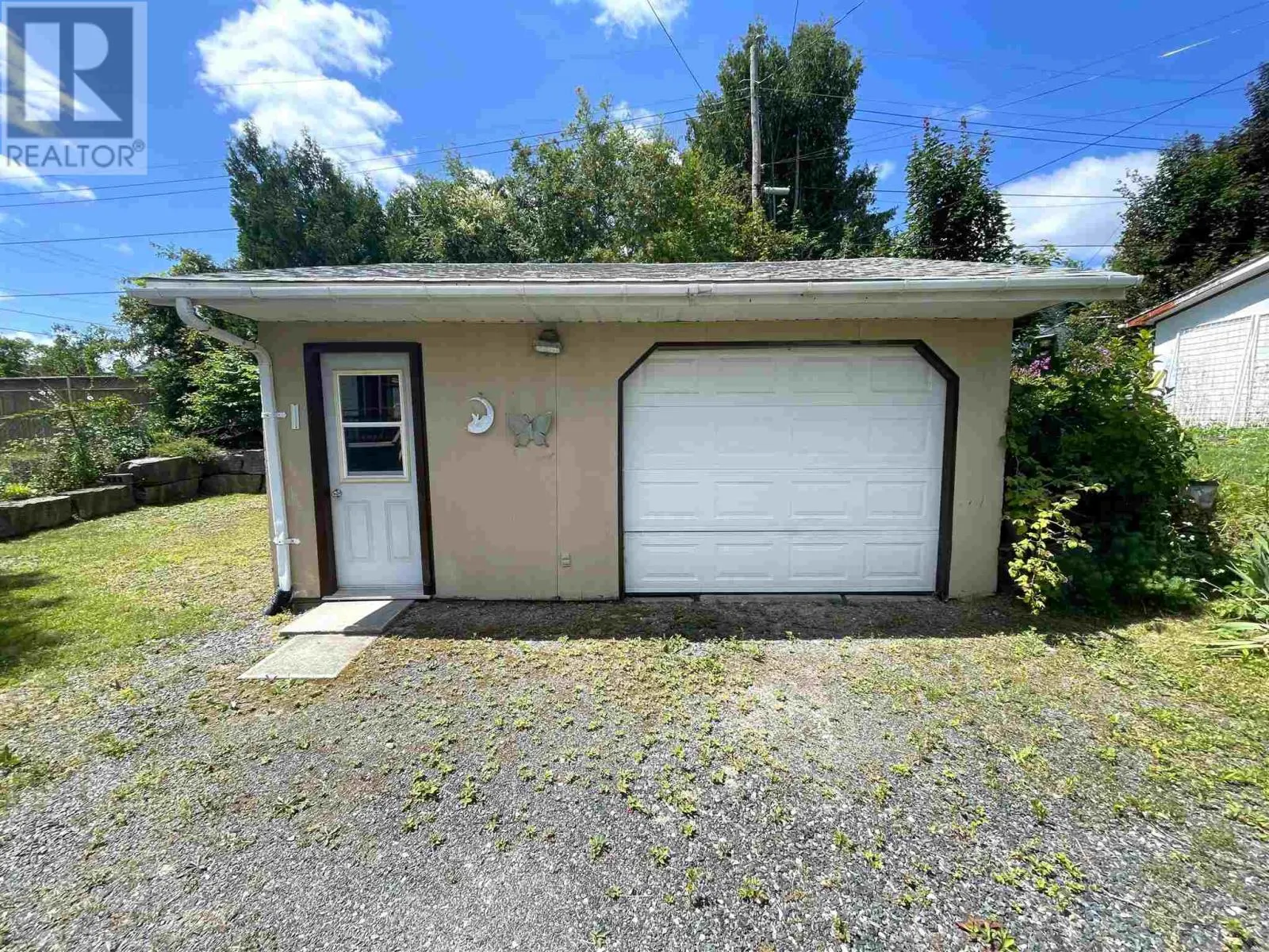 70 Roman AVE