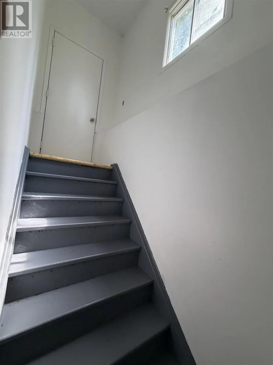 9 Lisbon RD