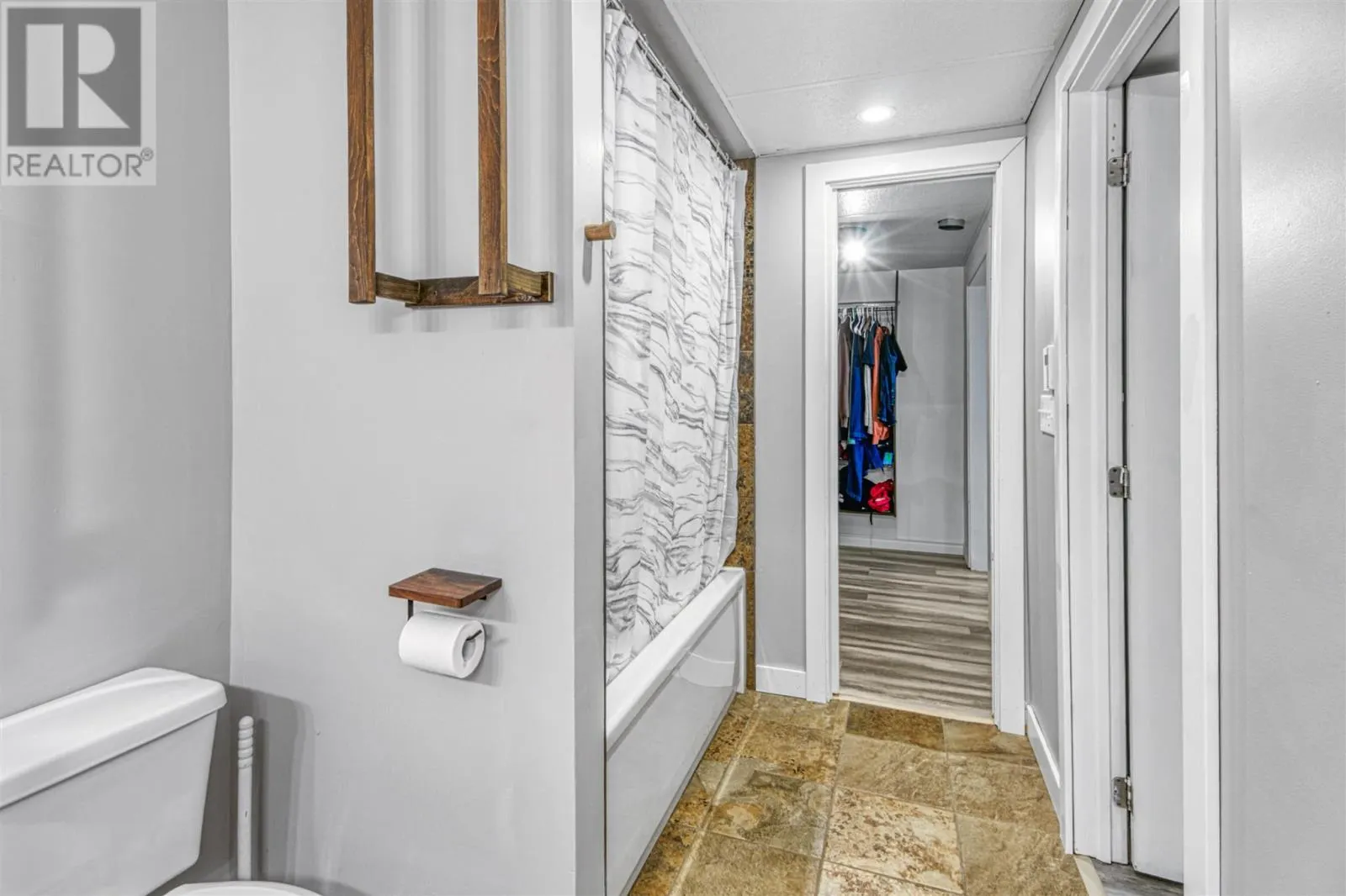 22A Ottawa AVE