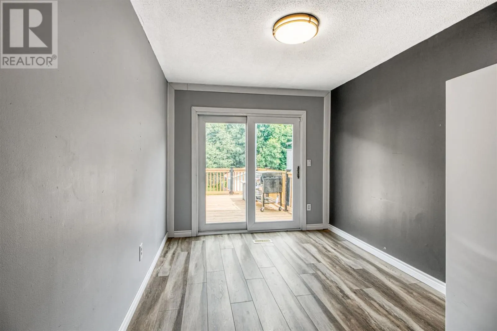 22A Ottawa AVE