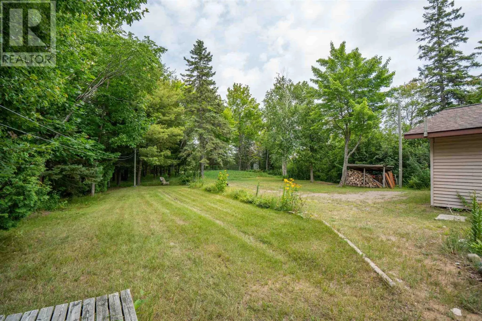 1966 Pineshores RD