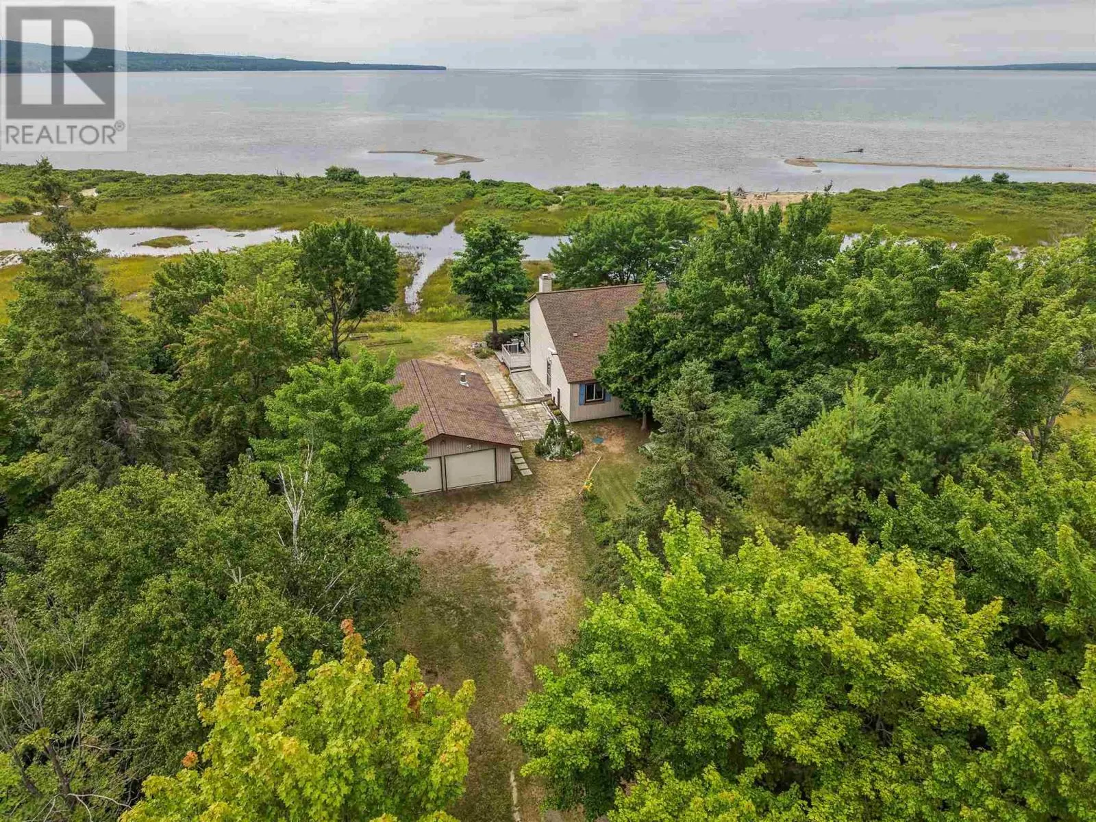 1966 Pineshores RD