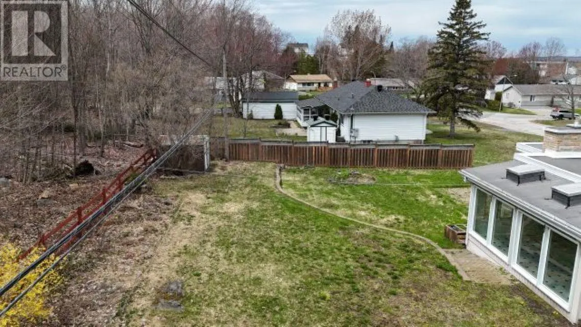 25 Gillanders RD