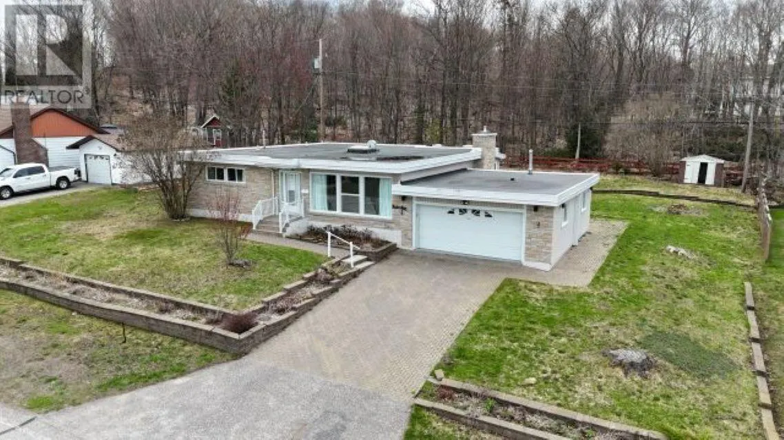 25 Gillanders RD