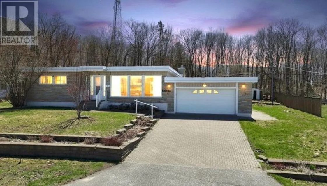 25 Gillanders RD