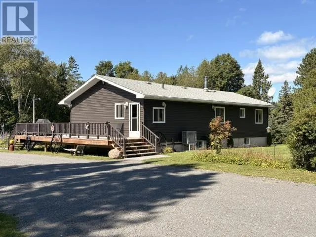 2032 20th Side RD