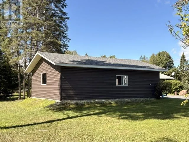 2032 20th Side RD